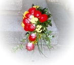 Buchet Nasa Trandafiri rosii, Crizanteme galbene