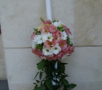 Lumanare botez Lisianthus, Crizanteme albe, busuioc