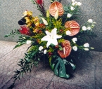 Aranjament Floral in Vas Orhidee, Crini, Anthurium, Lisianthus